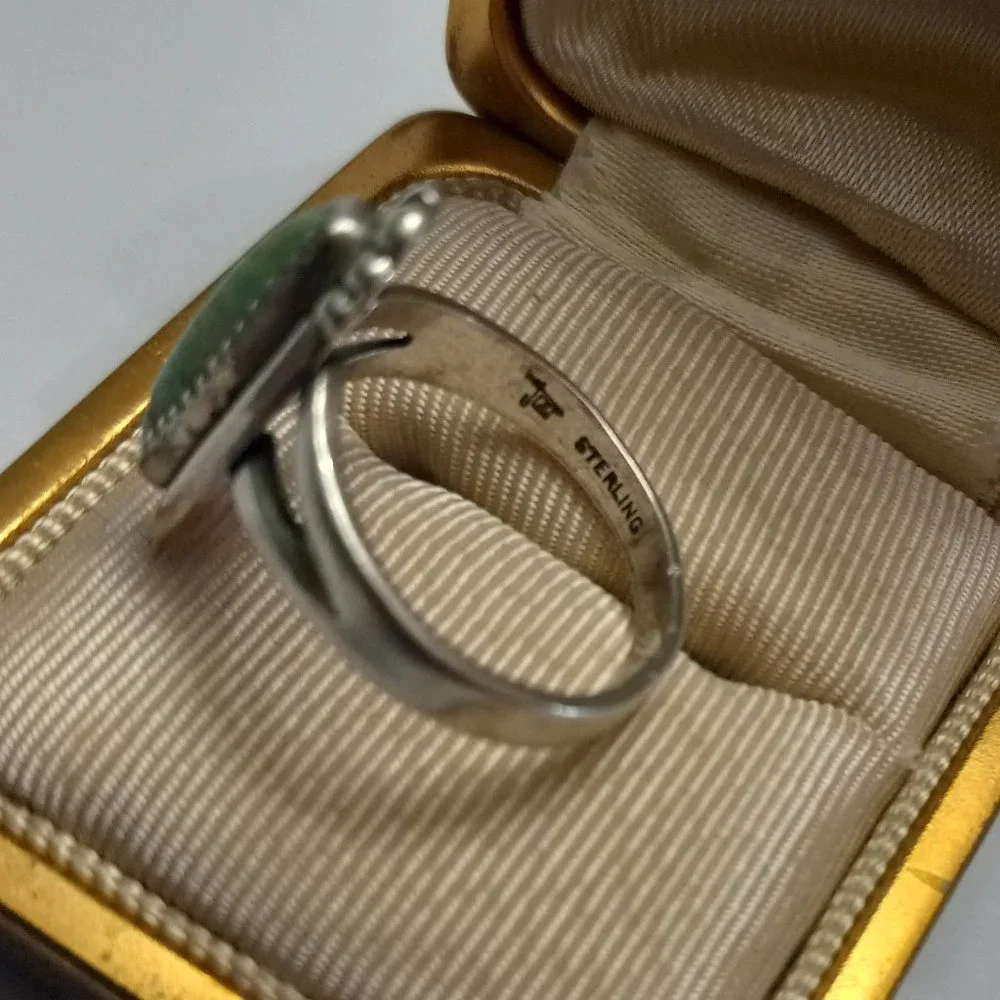 Vintage Bell Trading Post Sterling Silver and Turquoise Ring - Picture 7 of 8